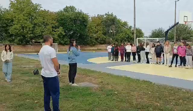 🏃‍♀️ Днес отбелязахме Европейския ден на спорта в училище! 🏃‍♂️

Наши специални гости бяха Ивелина Владимирова – треньор по карате и фитнес…